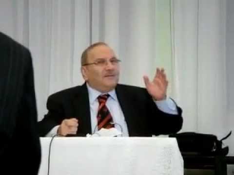 Sheikh Mohammad Ratib Al-Nabulsi 1 5 - الاعجازالعلمي في القرآن والسنة.flv