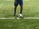 C�mo jugar f�tbol (soccer) : Jugada cruzando el pie