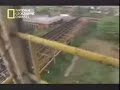 Edição de trechos do episódio relativo ao Acidente de Bhopal da série Seismic Seconds da National Geographic Channel que explica as falhas técnicas que causaram o acidente de Bhopal