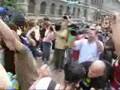 Flash mob bataie cu perne mineriada Universitatii Mineriada