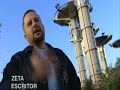 Universo hip hop, un documental ofrecido por Canal+ que analiza el desarrollo de la cultura hip hop desde su nacimiento, en los años 70 en Estados Unidos, hasta su desarrollo en España. El documental incluye entrevistas a los grupos más representativos de España como La Mala Rodríguez, Mucho Muchacho, Tote King, La Excepción o Gurú ,y gran variedad de entrevistas a Mc's Norteamericanos. Los artistas y críticos observan las diferencias del hip hop en Estados Unidos y el hip hop en España,enseñando videoclips, pequñas partes de peliculas que tenga alguna relacion con el hip hop etc. El documental despieza el ideario de este movimiento con diferentes manifestaciones artísticas: como música y rima en forma de rap y Turntablism(las creaciones de los Dj's); como coreografía, el breakdance, tanto como diseño,los graffitis y los tags. Universo hip-hop muestra el trabajo de algunos de gran variedad de artistas de la cultura Hip Hop.