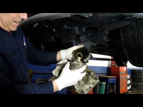 2010 LEXUS IS250 OIL AND FILTER CHANGE