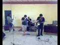 CRITERIA - joven manos de luz.