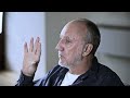 Ruthlessly considered, written with all his heart, WHO I AM spans the life of one of history's most talented musicians— guitarist, songwriter, singer, and a founding member of the The Who, Pete Townshend. Coming October 2012
