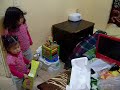 America y Fernanda Navidad 2009, abriendo regalos 5ta parte