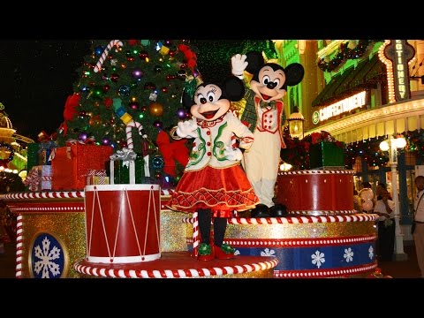 Mickey's Once Upon A Christmastime Parade at Very Merry Christmas Party - w/ Frozen, Cinderella