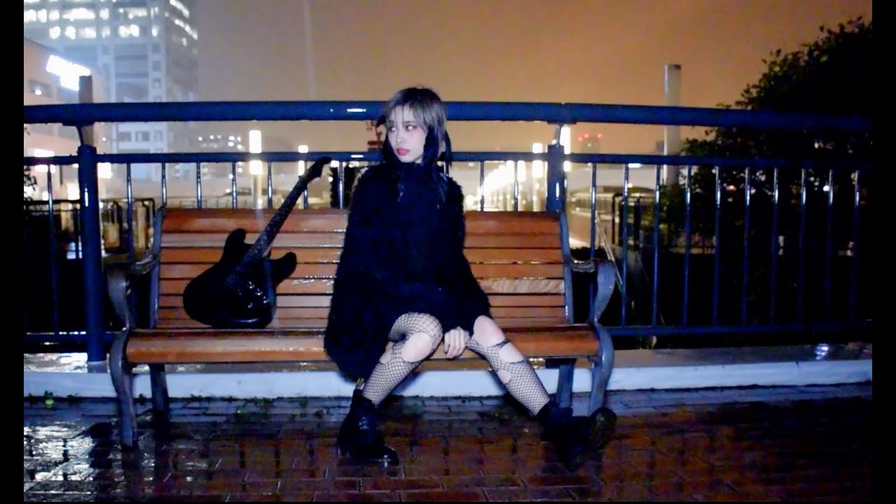 SEENA SHEEP SKIN“Tonight”(Official Music Video)の画像