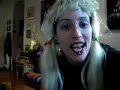 poup�e qui chante pif paf pouf