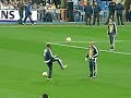 robinho y roberto carlos calentando