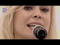 Annie - Chewing Gum (live on Popworld) Annie - Chewing Gum (live on Popworld)