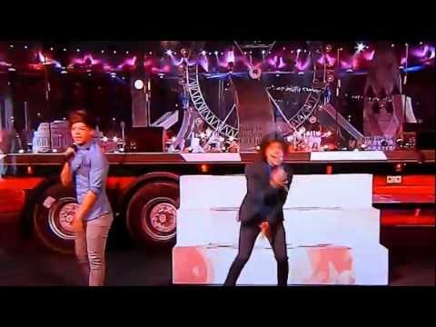 One Direction en la ceremonia de clausura de Londres 2012 One Direction en la ceremonia de clausura de Londres 2012