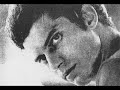 Li vidi tornare è la versione primitiva, pubblicata solo post mortem, della futura canzone Ciao amore ciao poi presentata dall'artista a San Remo nel 1967. Gliela censurarono e perciò cambiò tutto il testo ma il ritornello è sempre quello.Li vidi passarevicino al mio campoero un ragazzinostavo lì a giocareErano trecentoerano giovani e fortiandavano al frontecol sole negli occhiE cantavano cantavanotutti in corociao amore ciao amoreciao amore ciaoCiao amore ciao amoreciao amore ciaociao amore ciao amoreciao amore ciaoAvrei dato la vitaper essere con lorodicevano domanidomani tornerannoAspettai domaniper giorni e per giornicol sole nei campie poi con la neveChiedevo alla gentequando tornerannola gente piangevasenza dirmi nienteE da solo io cantavoin mezzo ai praticiao amore ciao amoreciao amore ciaoMa una sera ad un trattochiusi gli occhi e capiie quella notte in sognoio li vidi tornareCiao amore ciao amoreciao amore ciaociao amore ciao amoreciao amore ciaociao amore ciao amoreciao amore ciao(Created on Windows Vista with Picasa.)