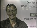 Base in Ya Face - Aktion Schlitzgesicht