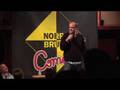 Johan Rheborg improviserar med publiken på Norra Brunn