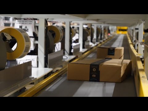 Weg eines Amazon-Pakets vom Warenkorb bis zur Haust ...