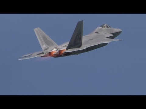 2014 SUN 'n FUN F-22 Raptor demo!
