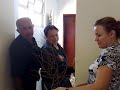 Arrumando árvore de natal 3 Arrumando árvore de natal 3