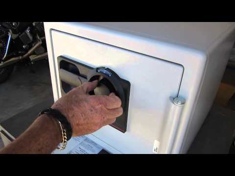 how to open combination lock