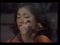 kyung wha chung plays bach violin sonata bwv 1017, 1st movement siciliano (largo). phillip moll plays the harpsichord. recorded live at the concertgebouw, amsterdam.