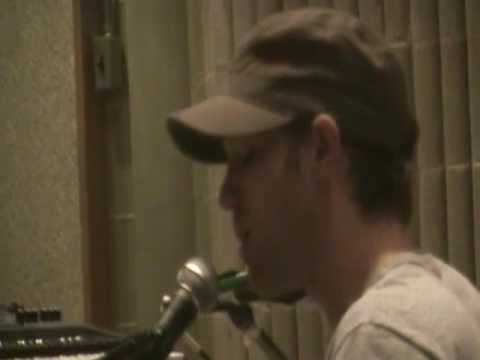 how to get to umass dartmouth by train