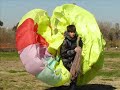 ahi estoy yo inflando en vicente l�pez, eso fue el mes pasado.. pero recien ahora lo subo..
espero que les gusten. sepan que estoy entrenando, mi objetivo no era salir volando.
buenos aires, argentina