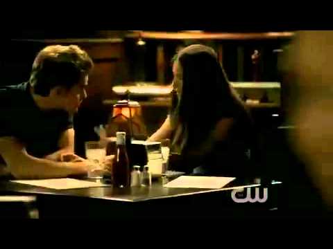 The Vampire Diaries 2X04 Stefan and Elena break up