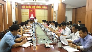 Đồng chí Nguyễn Anh Tú, Phó Bí thư Thành ủy, Chủ tịch UBND thành phố làm việc với lãnh đạo trạm y tế xã phường