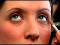 How to Apply a Cameron Diaz Makeup Look : Applying Eyeshadow Base for a Cameron Diaz Makeup Look