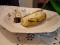 milk descasca bananas com garfo e faca