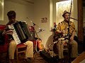 music→『Canivalnnya』「納涼奏音祭」おかげ様ﾌﾞﾗｻﾞｰｽﾞのSax奏者でｲｰﾘｱﾝ･ﾊﾟｲﾌﾟ(ｱｲﾘｯｼｭ･ﾊﾞｸﾞﾊﾟｲﾌﾟ)やﾃｨﾝ･ｳｨｯｽﾙ, Saxなどの管楽器を担当する金子鉄心。ﾌﾚｲﾚﾌｼﾞｬﾝﾎﾞﾘｰ･玩具利音でもｱｺｰﾃﾞｨｵﾝを担当し、様々なｼﾞｬﾝﾙのﾐｭｰｼﾞｼｬﾝのﾚｺｰﾃﾞｨﾝｸﾞやﾗｲﾌﾞのｻﾎﾟｰﾄをつ とめる藤沢祥衣。以上２人からなる鞴家による南船場にある「晴山亭」での納涼奏音祭。