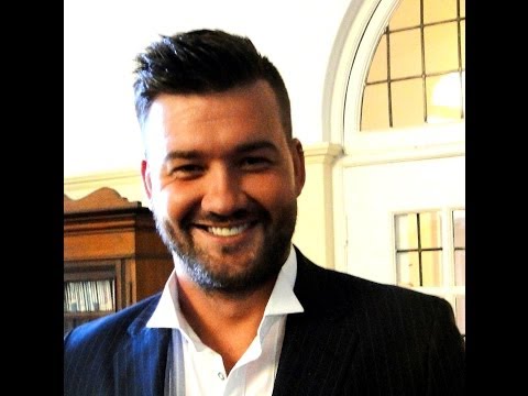 Riaan Hunter: Wagner’s “O du mein holder abendstern” ( Tannhäuser)