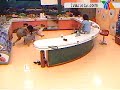 Faby y Jackie - le hacen cosquillas a Alex --- ��