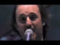 trailer de la pr�xima pel�cula-documental que el director juanma bajo ulloa est� realizando sobre la historia de distrito catorce y su concierto de despedida tras 25 a�os en la carretera.

en este concierto, que se celebr� el pasado 9 de febrero en el auditorio de zaragoza, distrito catorce estuvo acompa�ado sobre el escenario por amigos invitados como bunbury, aurora beltr�n, clara tellez (los peces), fernando font, alberto gambino y por los compa�eros que formaron parte del grupo.