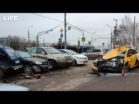 Sükan arxasında epilepsiya oldu, beş avtomobili əzdi – VİDEO