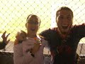 tone celebrando