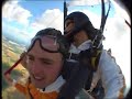Kartoffelbauer beim Fallschirmspringen