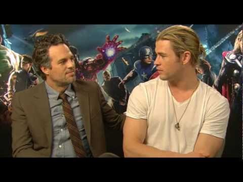 Hulk (Mark Ruffalo) & Thor (Chris Hemsworth) talk AVENGERS assemble