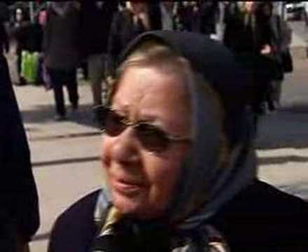 0 کامران نجف زاده گزارشگر سیما مردم را سرکار میگذارد