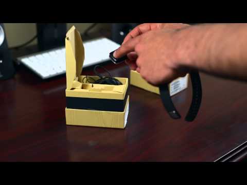 Samsung Gear Fit Unboxing & First Look