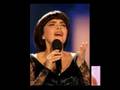 Une Femme Amoureuse - Woman in Love