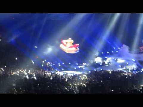 someoneelse - http://suburbanremix.com/ Bangerz Tour - Tacoma Dome 2/16/14.