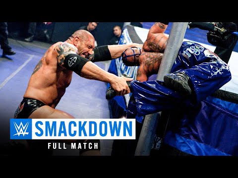 length - Dec. 11, 2009 - Former best friends turned bitter enemies clash in a Street Fight on SmackDown.