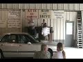 Auctioneer Steve Gaul at Sioux City Auto Auction