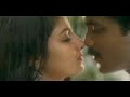 Ayesha jhulka hot kiss with Nagarjuna www.itsfilmi.com