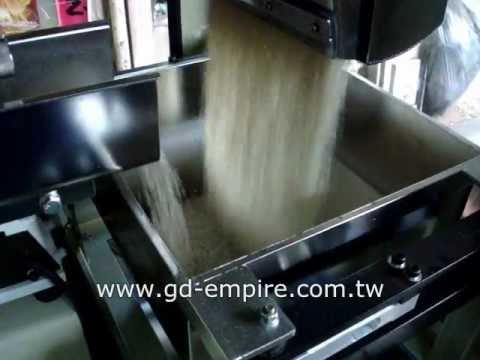 packaging machinery - Packing Range: 500g-5kg Speed: 4-8 Packs/Minute GD EMPIRE CO., LTD Website: www.gd-empire.com.tw E-mail: sales@gd-empire.com.tw.