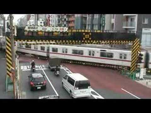 京急蒲田　第一京浜踏切