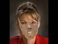 SARAH PALIN BOOED LOUDLY AT HER BOOK SIGNING