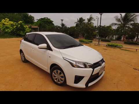 租车 Toyota Yaris (2014-2017) 视频
