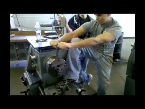 Seba zawsze odwali jakiś numer na praktykach! Nauczyciel będzie dumny!