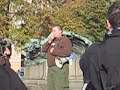 malá část projevu Davida Macháčka na demonstraci Vlastenecké fronty 28. října 2007 na Palackého náměstí v Praze